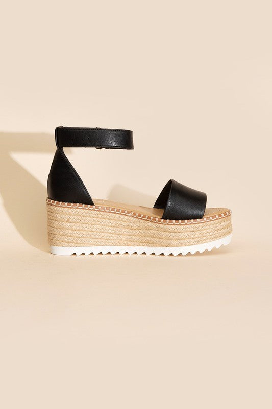 PLATFORM SANDALS